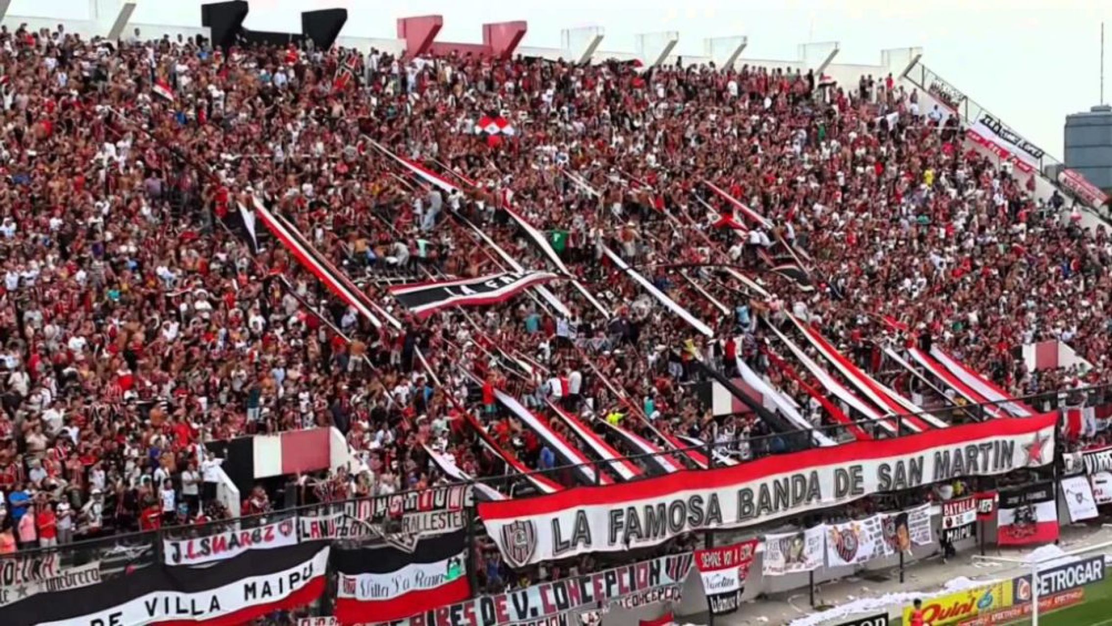 Fuerte sanción a Chacarita y Gimnasia de Mendoza por los incidentes con fallecidos